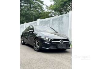Jual bekas 2021 Mercedes-Benz A200 1.3 progressive line Hatchback Faktur 2022 Odo 23 Rbuan TEMRURAH,lokasi di Banten