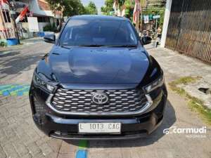 Jual bekas 2022 Toyota Kijang Innova Zenix 2.0 G HV Non Premium Color MPV H,lokasi di Jawa Timur