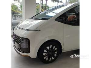 Jual bekas 2025 Hyundai Staria 2.2 Signature 7 MPV,lokasi di Banten
