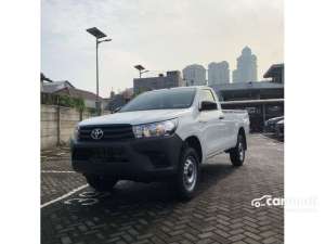 Jual bekas 2025 Toyota Hilux 2.4 Pickup Cabin 4x4 Diesel MT BRAND NEW READY SEJABODETABEK,lokasi di Banten