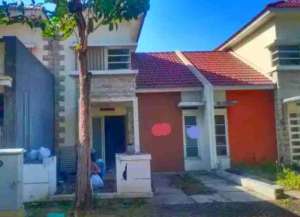 25. DIJUAL RUMAH PURI SURYA JAYA VALENCIA ICON GEDANGAN SIDOARJO lokasi di gedangan, tersedia melalui melalui situs Lamudi