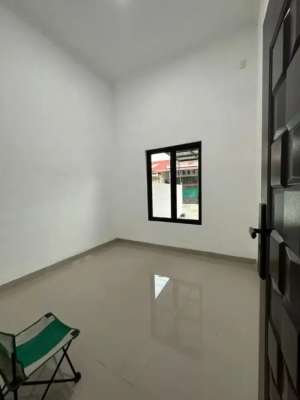 4 MENIT DARI USU, 1 MENIT KE JALAN BESAR SETIABUDI lokasi di Medan Selayang, tersedia melalui melalui situs Olx