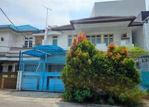 Akses Mudah ke Pasar Baru Mangga DuaKemayoran Sewa Rumah Kartini 2 Lantai Siap Huni lokasi di tambora, tersedia melalui melalui situs Lamudi