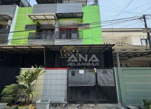 ANA DISEWAKAN RUMAH SIAP HUNI UK 4.7X15M DI KOMPLEK KAVLING POLRI JELAMBAR lokasi di grogol-petamburan, tersedia melalui melalui situs Lamudi