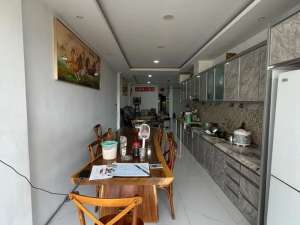 ANA RUMAH BAGUS UK 6.7X17M DI JELAMBAR ra lokasi di Grogol Petamburan, tersedia melalui melalui situs Olx