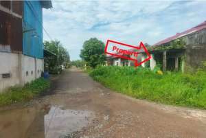 ASET BTN PONTIANAK. RUMAH MURAH DI PERUM MEGA TIMUR, KUBU RAYA lokasi di Sungai Ambawang, tersedia melalui melalui situs Olx