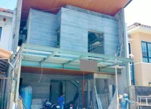 BARU GRESS MEWAH RUMAH DHARMAHUSADA MAS KERTAJAYA SURABAYA TIMUR lokasi di mulyorejo-1, tersedia melalui melalui situs Lamudi