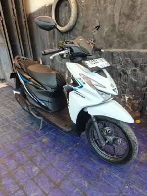 Jual bekas Beat cbs 2025 tut km 3 rb an dcea,lokasi di Kramat Jati