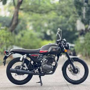 Jual bekas BENELLI MOTOBI 152 HITAM 2023 KM 1K PAJAK PANJANG SUPER GRES,lokasi di Kebon Jeruk