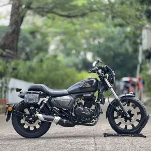 Jual bekas BENELLI MOTOBI 200 EVO HITAM 2024 KM 3K PAJAK PANJANG KAYAK BARU,lokasi di Gambir