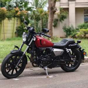 Jual bekas BENELLI MOTOBI 200 EVO MERAH 2023 KM 2K PAJAK PANJANG FULL MULUS,lokasi di Gading Serpong