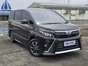 Jual bekas BEST PRICES Toyota Voxy 2.0 Bensin-AT 2019 BIC,lokasi di 