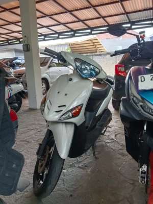 Jual bekas Bismillah dijual motor mio tahun 2007,lokasi di Ciwidey