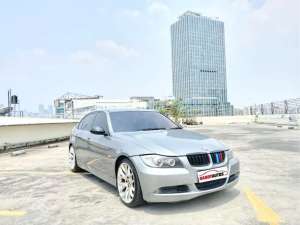 Jual bekas BMW 320i E90 Tahun 2006 Automatic Abu abu Metalik,lokasi di 