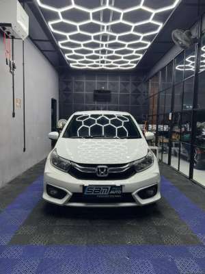 Jual bekas BRIO E 2020 PUTIH AT,lokasi di 