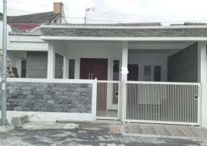 CANTIK HABIS RENOVASI SIAP HUNIRUMAH TAMAN PONDOK INDAH WIYUNG lokasi di Wiyung, tersedia melalui melalui situs Olx