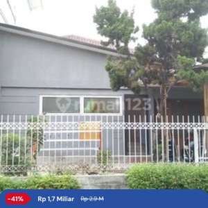 Cash Only Rumah 2 Lantai Di Taman Kedoya Permai , tersedia melalui melalui situs Rumah123