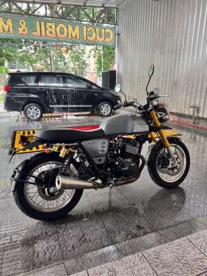 Jual bekas CLEVELAND ACE TWIN 250 CC,lokasi di Gubeng