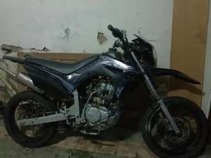 Jual bekas Crf basic megapro mono 2012,lokasi di Karangpilang