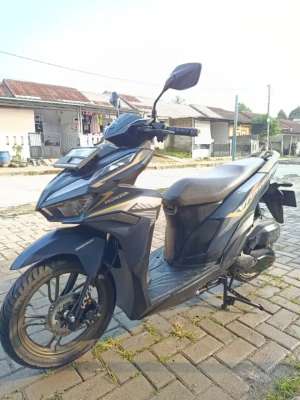Jual bekas Di Jual Honda Vario 125 Gen2 2023 Keyless Like New,lokasi di Majasari