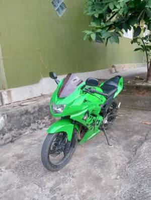 Jual bekas Di jual Ninja R tahun 2012,lokasi di Kedamaian