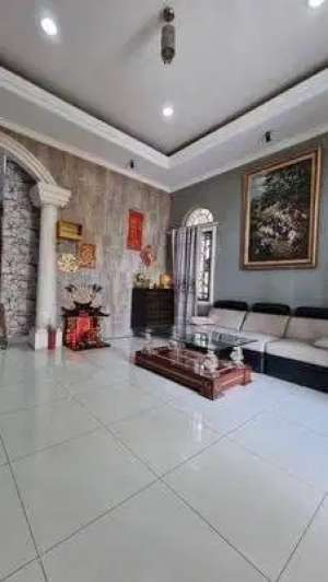 Di Jual Rumah Gold Coast Pik Jakarta utara lokasi di Pantai Indah Kapuk, tersedia melalui melalui situs Olx