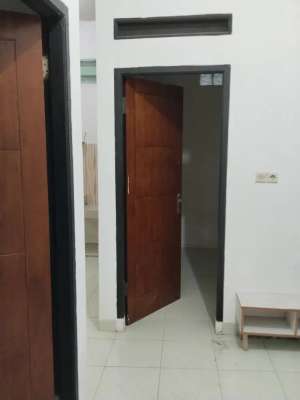 Di jual rumah siap huni SHM masuk mobil di sawangan permai lokasi di Sawangan, tersedia melalui melalui situs Olx