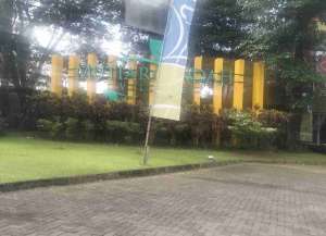 di kontrakan rumah di perumahan mutiara indah village Samata kabupaten gowa Sulsel lokasi di ",
          price: `15500000`,
          currency: `IDR`
    };


    let pageData = {
        viewPhoneModalField: , tersedia melalui melalui situs Lamudi