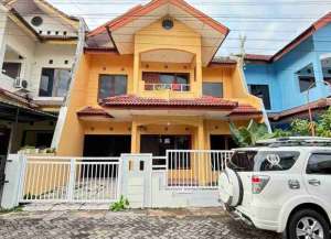 Di Sewakan rumah cocok buat kantor atau keluarga di Monjali dlm ringroad dkt ugm lokasi di depok-2, tersedia melalui melalui situs Lamudi