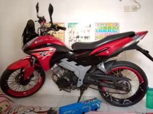 Jual bekas Dijual Bu cepat motor Honda CS1,lokasi di Setu