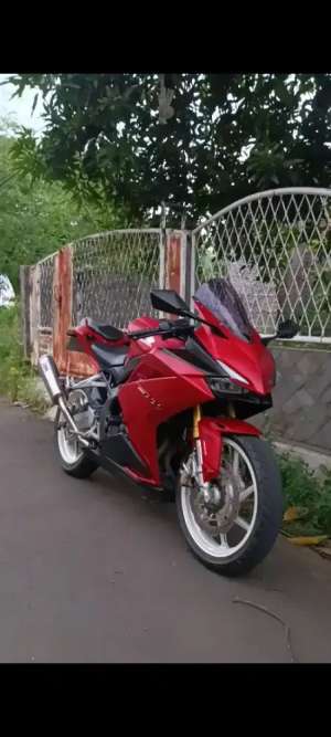 Jual bekas Dijual CBR250RR ABS 2018,lokasi di Ciputat Timur