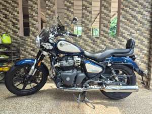 Jual bekas Dijual Cepat BU Royal Enfield Super Meteor 650,lokasi di Cisauk
