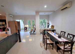 Dijual Cepat Cluster Alexandrite Furnished Gading Serpong lokasi di ",
          price: `0`,
          currency: ``
    };


    let pageData = {
        viewPhoneModalField: , tersedia melalui melalui situs Lamudi