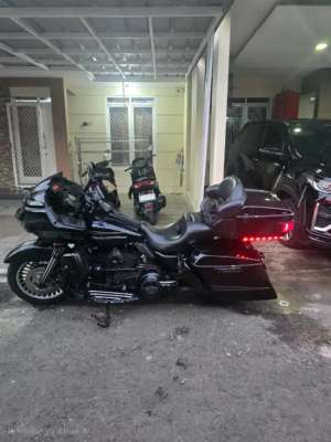 Jual bekas Dijual Cepat Harley Davidson Road Glide Ultra,lokasi di Cilangkap