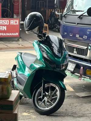 Jual bekas Dijual cepat motor pcx160 2024,lokasi di Cilangkap