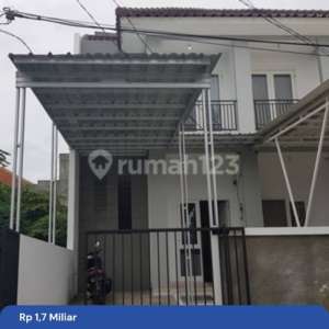 Dijual cepat Rumah 2 lantai hoek furnished di Cendrawasih, Cengkareng , tersedia melalui melalui situs Rumah123