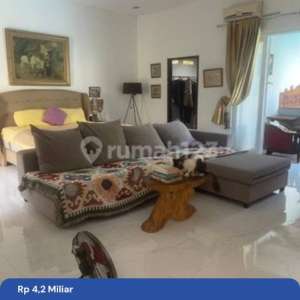 Dijual Cepat Rumah Batununggal Parakan Bandung Ada kolam Renang , tersedia melalui melalui situs Rumah123