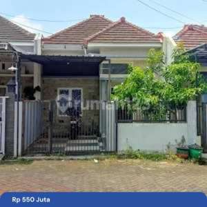 Dijual Cepat Rumah Di Kawasan Perumahan Elit Kondusif , tersedia melalui melalui situs Rumah123