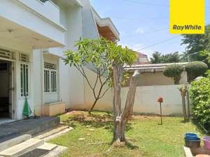 Dijual Cepat Rumah Siap Huni di Jl Kayu Putih Utara Jakarta lokasi di Matraman, tersedia melalui melalui situs Olx