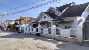 Dijual Cepat Rumah Siap Huni Jln. Tanjung Harapan Palembang lokasi di Ilir Timur II, tersedia melalui melalui situs Olx