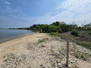 Dijual Cepat Tanah Murah di Tepi Pantai Pasir Putih Jepara lokasi di demangan, tersedia melalui melalui situs Lamudi