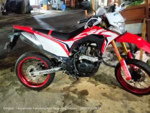 Jual bekas Dijual CRF 150 L,lokasi di Tangerang