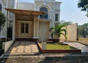 Dijual dan Disewakan Rumah Di Perumahan Mewah Royal Family Semarang lokasi di gisikdrono, tersedia melalui melalui situs Lamudi