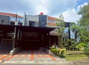 DIJUALDISEWAKAN Rumah 2 lantai Sukajadi Cluster Nirwana Hook Batam lokasi di ",
          price: `4900000000`,
          currency: `IDR`
    };


    let pageData = {
        viewPhoneModalField: , tersedia melalui melalui situs Lamudi