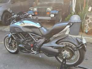 Jual bekas Dijual ducati diavel chromo 2014 full acc,lokasi di Cilandak
