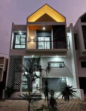 Dijual Rumah 2 Lantai Model Mezanine Di Cipedak Jakarta Selatan lokasi di Beji, tersedia melalui melalui situs Olx