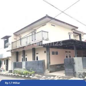 Dijual Rumah 2 Lantai Semi Furnished Villa Kecapi Mas, Cirebon , tersedia melalui melalui situs Rumah123