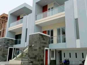 Dijual Rumah 3 Lantai Dekat Toll Desari Limo Depok lokasi di Pancoran Mas, tersedia melalui melalui situs Olx