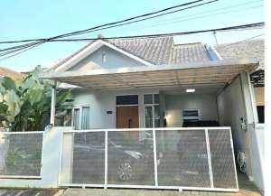 Dijual Rumah Bagus Siap Huni Harga Menarik Di Bintaro Sektor 3A lokasi di bintaro-1, tersedia melalui melalui situs Lamudi