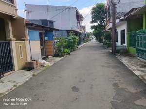 Dijual Rumah Bahan Murah di Bekasi Timur Regensi lokasi di Mustika Jaya, tersedia melalui melalui situs Olx